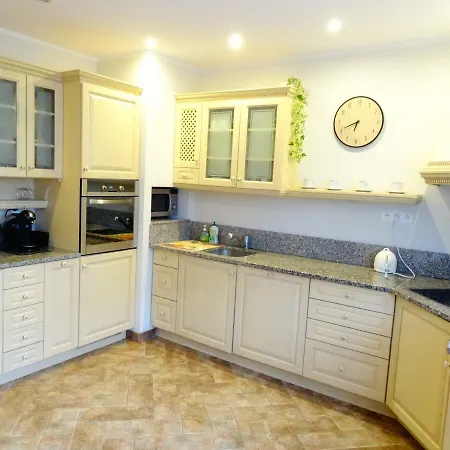 Amber 127m2 + Terrace Apartment