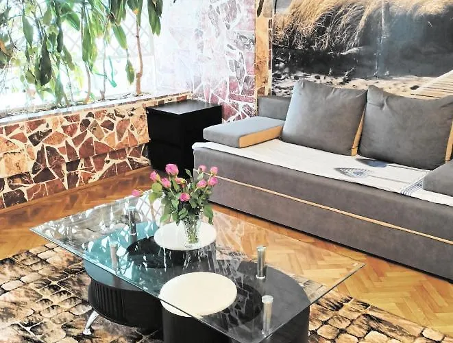 Amber 127m2 + Terrace 公寓